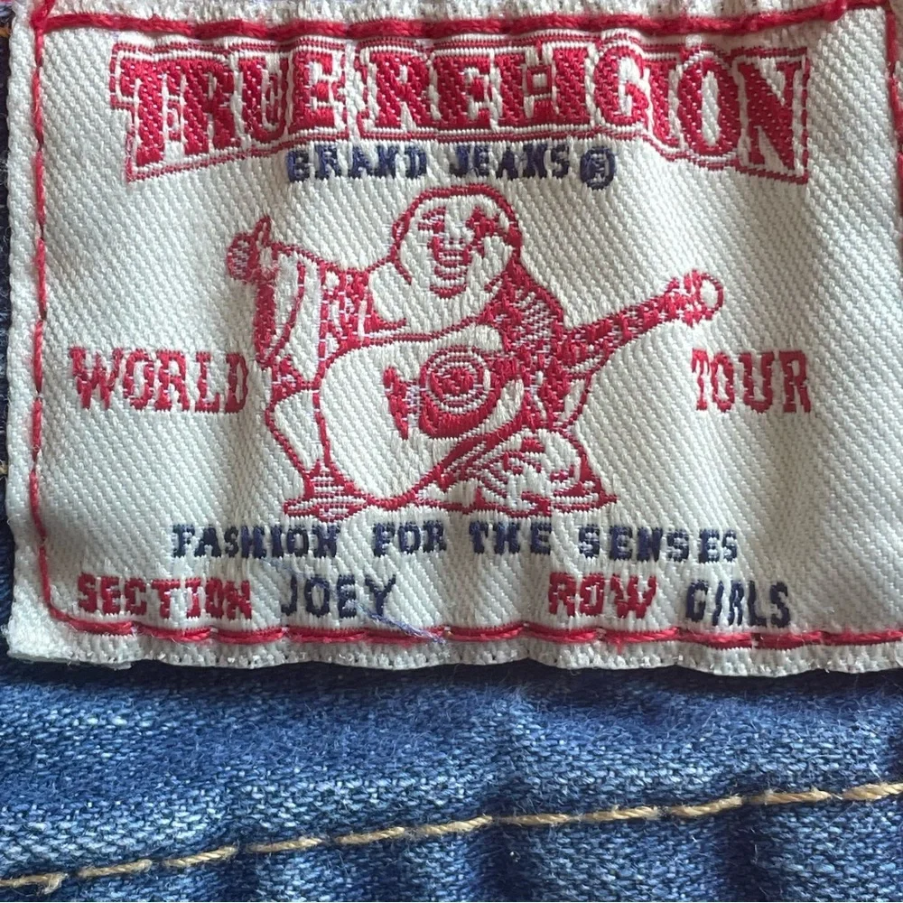 True Religion rise 25” approximate